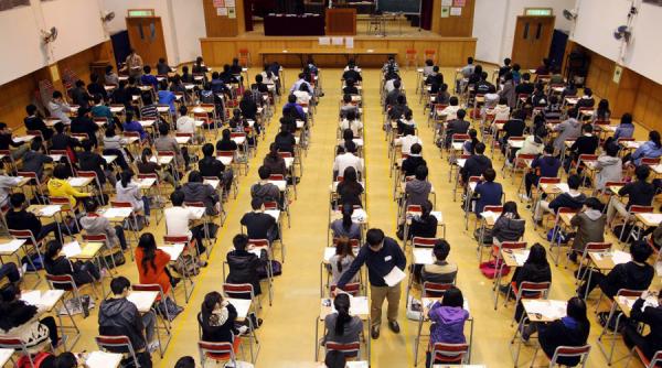 examene de admitere la facultate supravegheate cu dronele