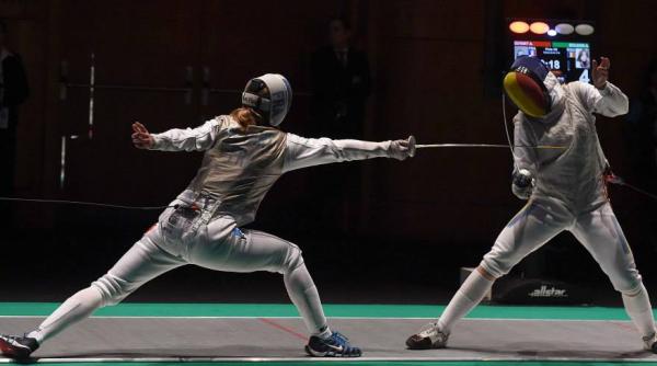 romancele din echipa nationala de spada medaliate cu aur la ce de la montreux