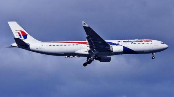 malaysia airlines inca un incident aviatic