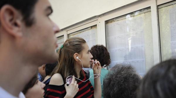 evaluarea nationala 2015 care este programul elevilor de clasa a viii a