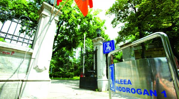 pusculita lui basescu 150 milioane euro de la stat