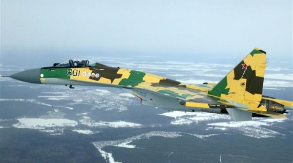 rusii amusina granitele uniunii europene cu avioane militare submarine si nave de razboi