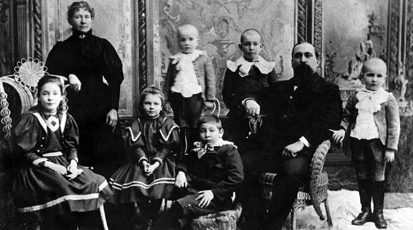 supercentenarii romaniei gheorghe solomon romanul calare pe trei veacuri