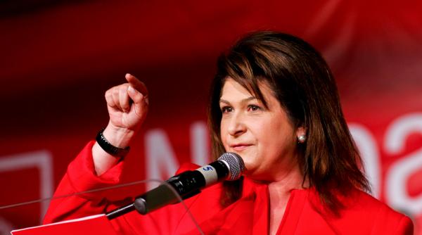 rovana plumb reactioneaza dupa afirmatiile lui gorghiu pnl incearca sa si acopere incompetenta politica