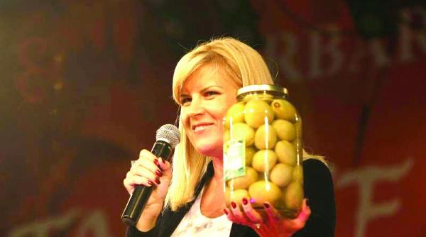 dez iluzia zilei ia de la basescu