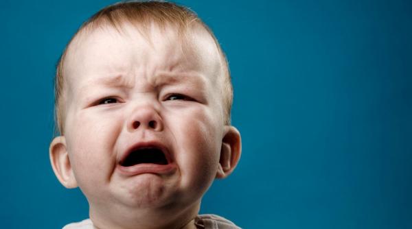 tu stii de ce plange bebelusul tau afla cum poti sa ii stergi lacrimile