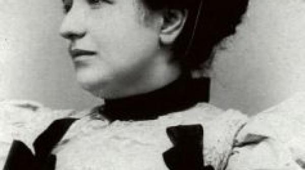 o dragoste sfasietoare iubirea dintre elena vacarescu si ferdinand