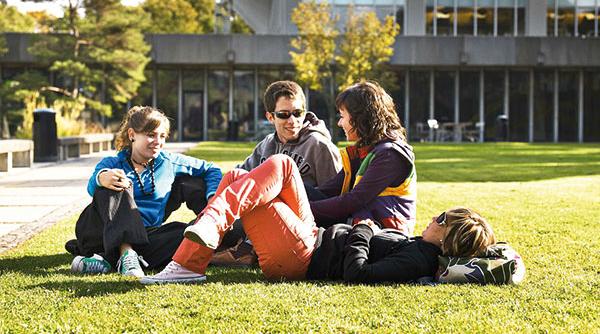 ghid pentru studentii romani din strainatate