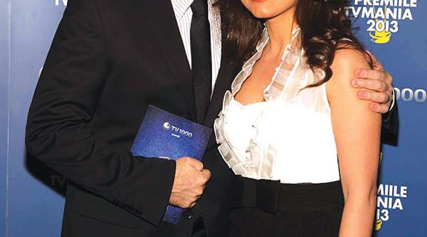 dez iluzia zilei asta seara lucram in familie