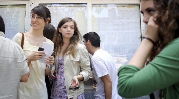 bacalaureat 2015 pe 1 iulie elevii vor sustine proba la matematica subiecte si bareme la matematica