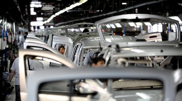 scene rupte parca dintr un film sf barbat omorat de un robot