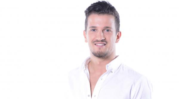 florin neby aplaudat pe broadway de tom cruise si nicolas cage