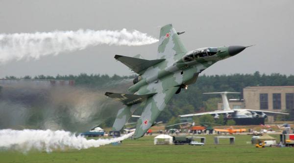 peste 200 aparate de lupta ale aviatiei ruse oprite la sol dupa prabusirea unui avion mig 29