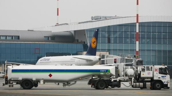 controlorii de trafic aerian intra in greva