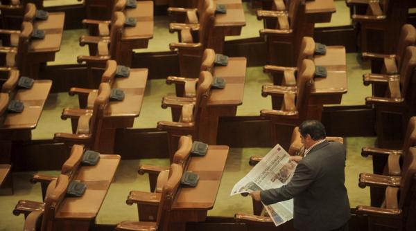 klaus iohannis cere reexaminarea legii privind pensiile speciale ale parlamentarilor