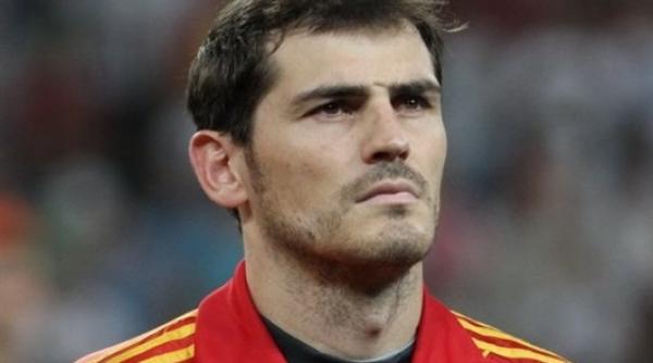casillas pleaca in lacrimi de la real madrid