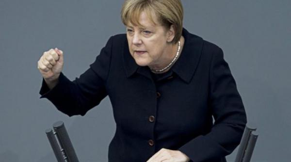 angela merkel a facut o fetita sa planga