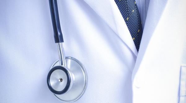 inca 1 000 de medici se pregatesc de export