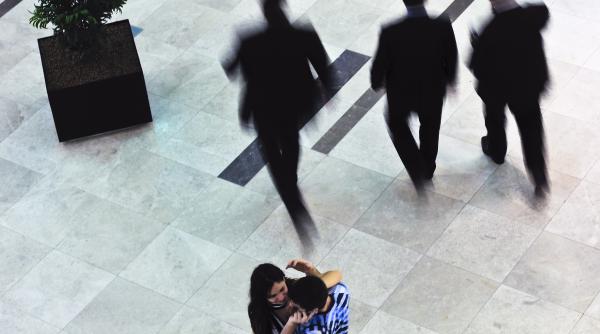 peste 830 de absolventi de liceu din olt au cerut indemnizatie de somaj