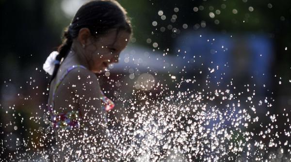 cod portocaliu de canicula in 19 judete si bucuresti
