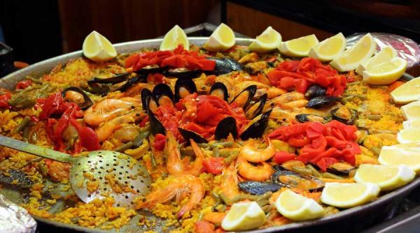 delicatese pe gustul tuturor la festivalul fructelor de mare vezi unde se organizeaza