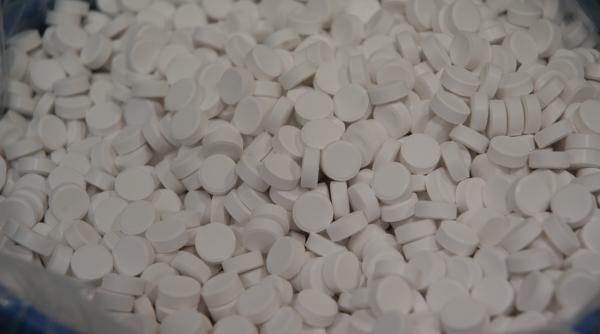 atentie comisia europeana a suspendat comercializarea a 700 de medicamente