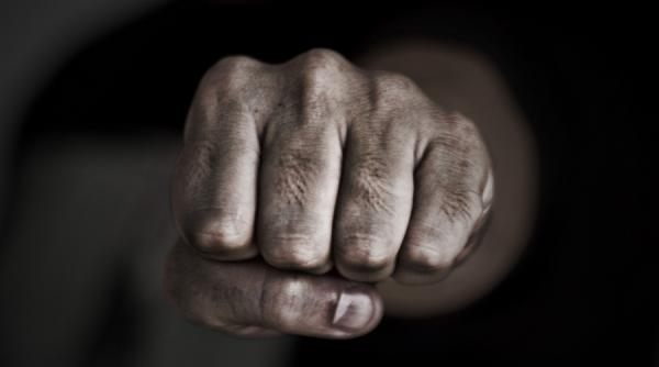 de disperare tatal unei fete violate si a facut singur dreptate