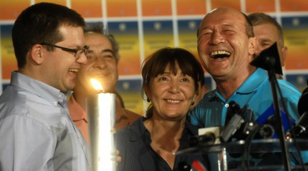 trei ani de la cel mai contestat referendum si niciun raspuns