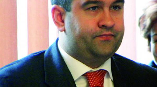 cine este afaceristul pdl ist care a primit 122 de milioane de euro de la stat