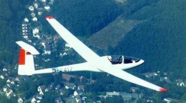 cautarile pilotului planorului disparut au fost oprite in sibiu si dambovita