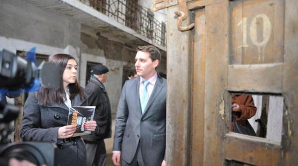 reactie nicolae nepotul regelui mihai pozitia de principe impune un mod de a mi conduce viata dificil de acceptat