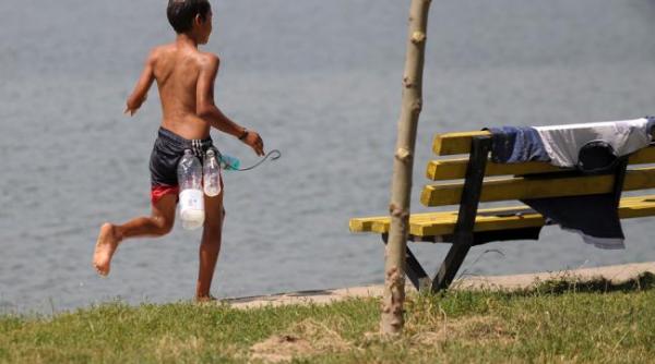 codul portocaliu de canicula prelungit pana vineri pentru 5 judete