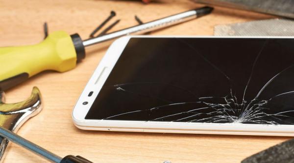 vrei sa iti cumperi telefon cum iti dai seama daca a fost reparat