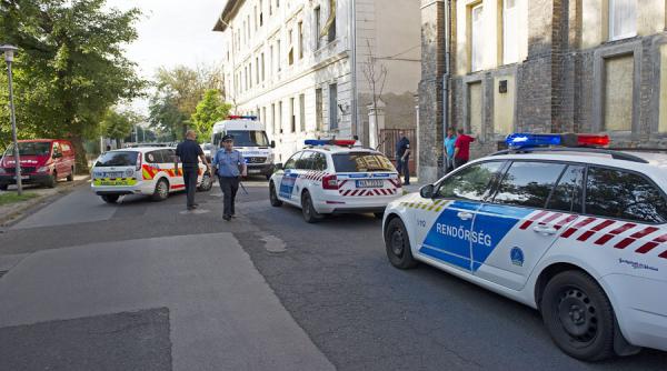 12 romani suspectati de trafic de persoane retinuti de politia ungara