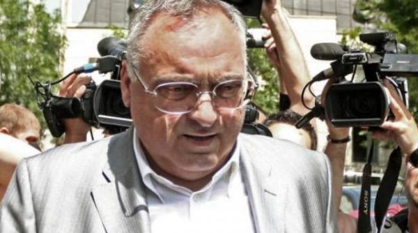 adamescu priveste din strainatate falimentul astra manevrele masinii basiste de propaganda