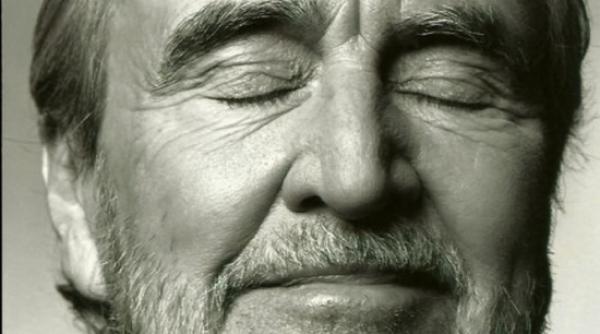a murit wes craven celebrul regizor de filme horror