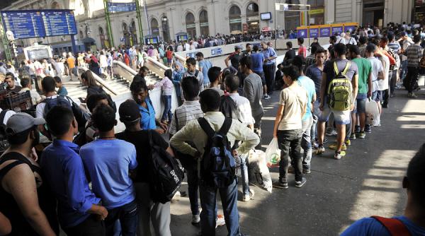 ue ar putea oferi sprijin financiar suplimentar pentru ungaria in criza imigrantilor