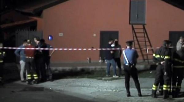 tragedie la teatru doi actori au murit pe scena iar un copil a fost ranit