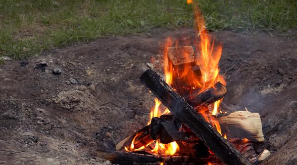 ponturi sfaturi tehnici de supravietuire in natura