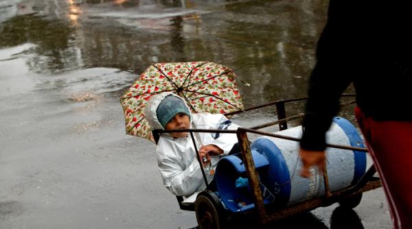 avertizare nowcasting cod galben de averse de ploaie si vijelii in judetele sibiu si mures