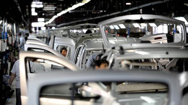 logan duster si sandero in topul vanzarilor in rusia