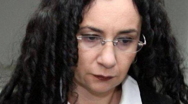 procuroarea haineala mandat pe vecie la greco