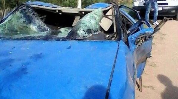 accident teribil la motru un tanar a murit iar soferul este grav ranit