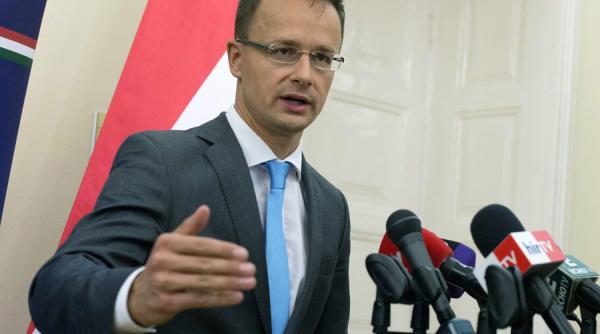 ungaria acuza zagrebul ca incurajeaza migrantii sa incalce legea