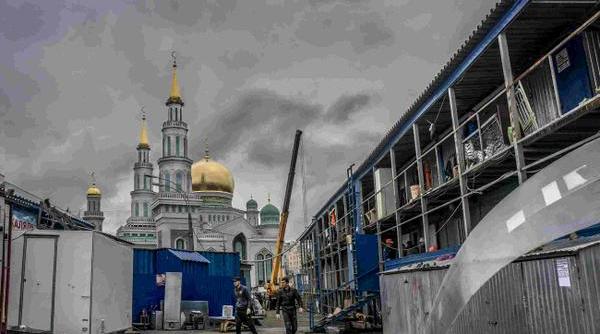 vladimir putin inaugureaza cea mai mare moschee din europa