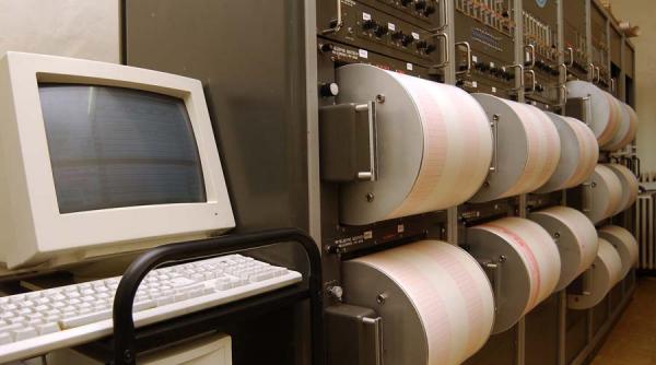 nou cutremul in vrancea la ora 13 49