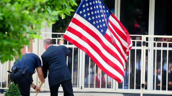 ambasada sua institutiile judiciare trebuie sa isi poata desfasura activitatea complet independent