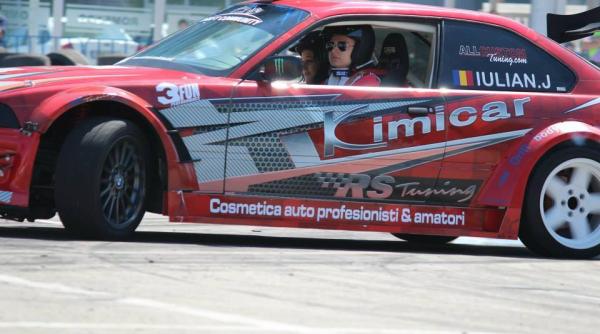 un pusti a facut senzatie in penultima etapa a campionatului national de drift