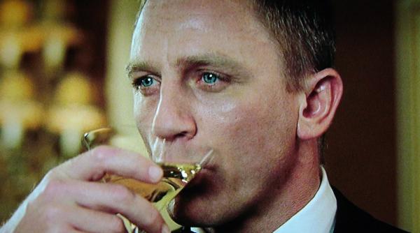 video care este cel mai betiv james bond