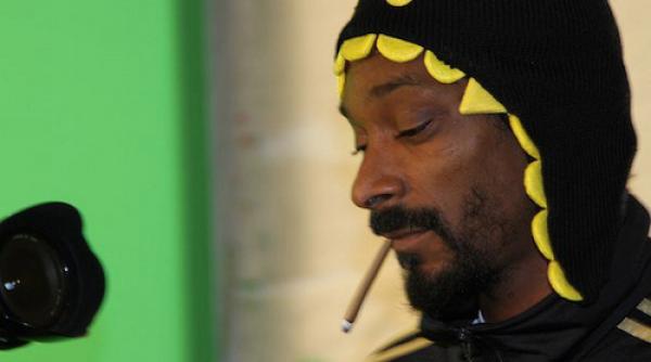 rapperul snoop dogg se ocupa de ce iubeste cel mai mult canabis